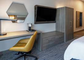 Holiday Inn Express & Suites NEWBERRY by IHG 5