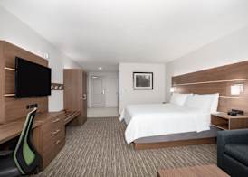 Holiday Inn Express & Suites CHOWCHILLA - YOSEMITE PK AREA by IHG 4