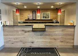 Country Inn & Suites by Radisson, Marion, IL 5