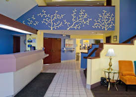 Days Inn by Wyndham Blue Springs 4