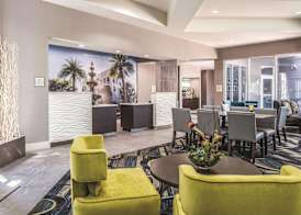 La Quinta by Wyndham Orlando Lake Mary 5
