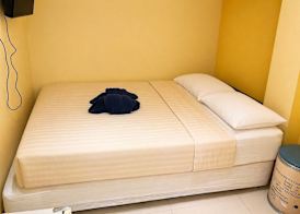 Sukhum Khaosan Au Bon Hostel 5