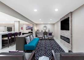 La Quinta by Wyndham Blue Springs 3