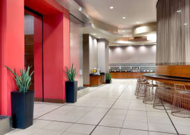 SpringHill Suites by Marriott Las Vegas Convention Center 2