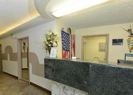 Howard Johnson by Wyndham Benton Harbor/St. Joseph 2