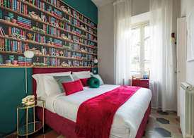 Colosseo book house 2