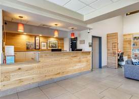 Country Inn & Suites by Radisson, Lumberton, NC 5