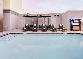 Hampton Inn & Suites Irvine/Orange County Airport 5