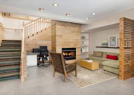Country Inn & Suites by Radisson, Springfield, OH 5