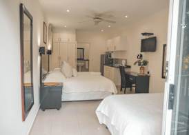 Beside Still Waters Boutique Hotel 3