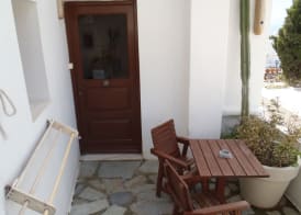Studios and Suites Rania 2