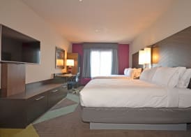 Holiday Inn Express & Suites OKLAHOMA CITY MID - ARPT AREA by IHG 4