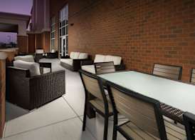 Hampton Inn & Suites Syracuse/Carrier Circle 3
