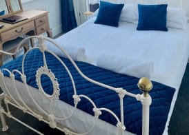 Canterbury Hotel 4