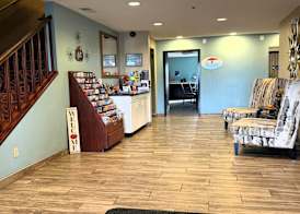 Super 8 by Wyndham Evansville North 4