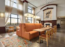 Hampton Inn & Suites San Marcos 5