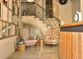 Elia Zampeliou Hotel 3