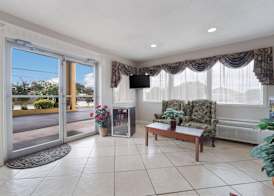 Econo Lodge Thomaston 4