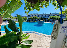 Garden Hotel 3