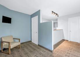 Knights Inn Pine Grove 2