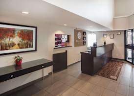 Comfort Inn West 5
