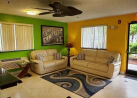 Coastal Inn & Suites 4