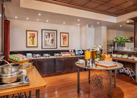DoubleTree by Hilton Chicago North Shore Conference Center 4