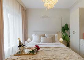 Maison Elysee - An Elegant Apartment in Piata Romana 5