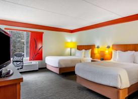 La Quinta by Wyndham Raleigh Crabtree 5