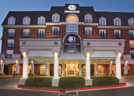 DoubleTree Suites by Hilton Lexington 2