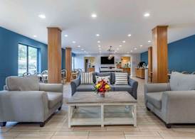 Quality Inn & Suites Chattanooga West near Lookout Mountain 2