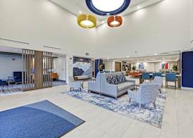 Holiday Inn Express & Suites Raleigh West - Lenovo Center by IHG 4