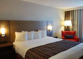Country Inn & Suites by Radisson, Decorah, IA 5