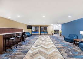 AmericInn by Wyndham Prairie du Chien 4