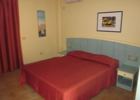 Hotel Villaggio Calaghena 5