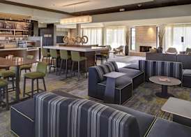 Courtyard by Marriott Indianapolis Airport 2