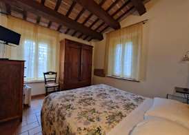 Agriturismo e Cantina La Sabbiona 2