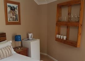 Oasis Shanti Backpackers 2