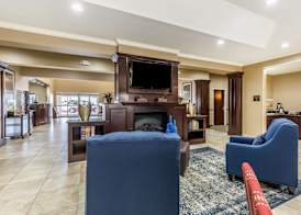 Comfort Suites Houston IAH Airport - Beltway 8 4