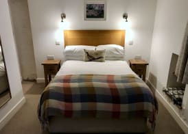 Lucy's Tearoom B&B 4