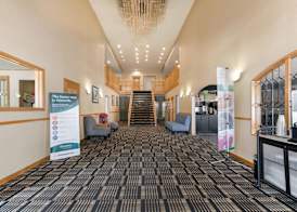 Quality Inn & Suites Portage Central 2
