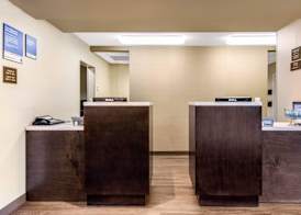 Comfort Inn & Suites 4