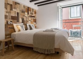 Bairro Studio Apartment - by LU Holidays 2