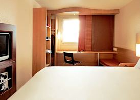 Ibis Gloucester 4