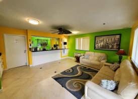 Coastal Inn & Suites 2