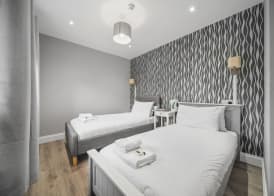 Queensferry Guest house 4