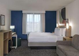 Spark By Hilton Louisville Airport 4