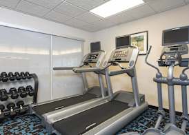Fairfield Inn & Suites Bloomington 5