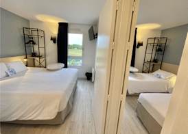 Kyriad Hôtel La Fleche 4
