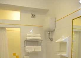 Yellow Park Hotel 5